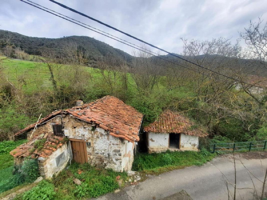 Sprzedaż niezależnego domku jednorodzinnego w Casa o chalet en Camaleño, Kamaleño photo 1
