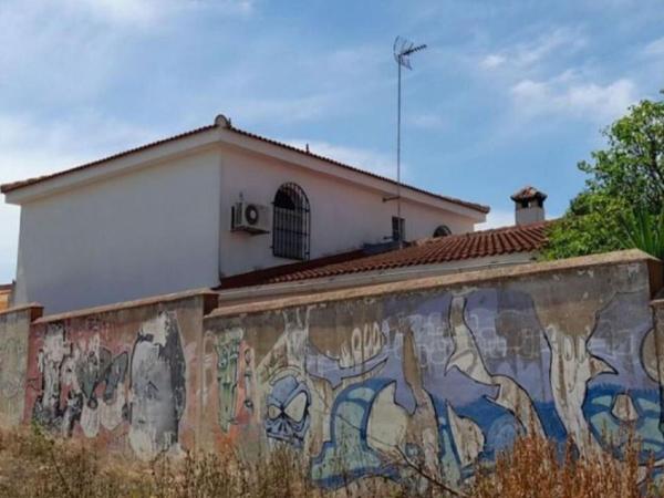 Chalet independiente en venta en Casa o chalet en Calle Federico García Lorca, 27 -25, Bollullos de la Mitacion, Bollullos de la Mitacion
thumbnail 1