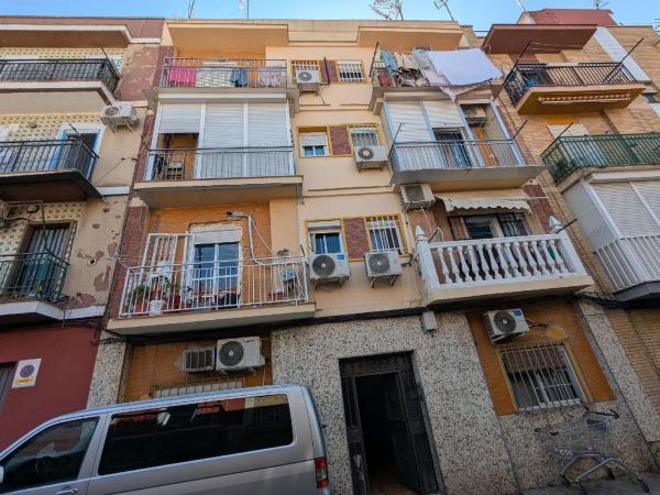 Sprzedaż mieszkania w Piso en La Plata, Sevilla, Sewilla
thumbnail 2