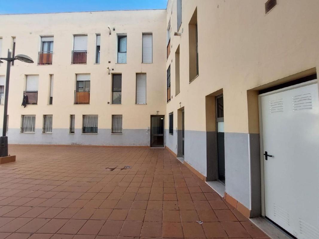 Sale of apartment in Piso en Calle Miguel Gutiérrez Cruz, 9, La Algaba, La Algaba
photo 1
