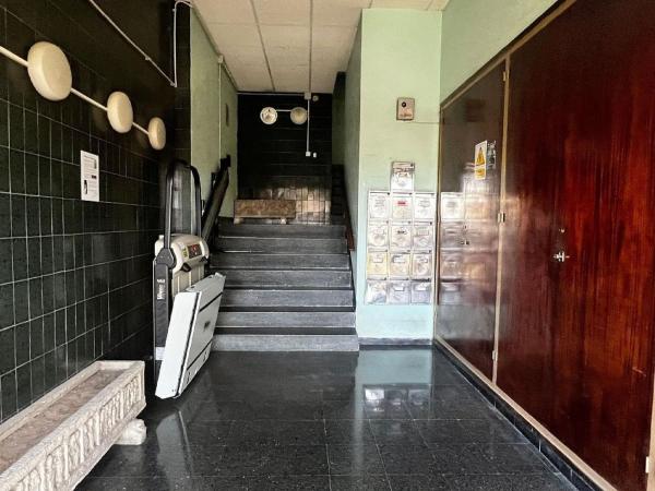 Sprzedaż mieszkania w Piso en Calle de la Bisbal de Falset, 22, Mestral, Reus, Reus
thumbnail 1