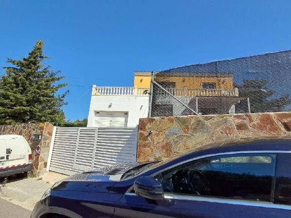 Independent chalet for sale in Casa o chalet en Les Brises de Calafell - Segur de Dalt, Calafell, Calafell
thumbnail 2