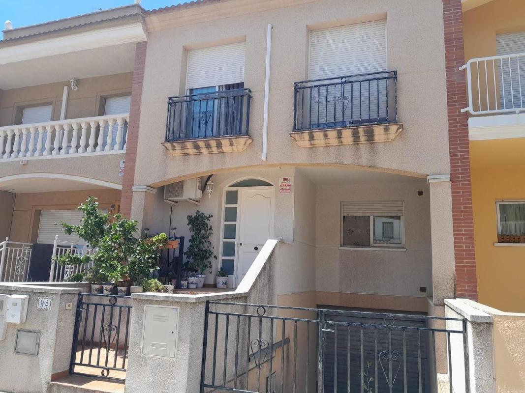 Venta de chalet independiente en Casa o chalet en Calle Baix Ebre, 78 -98, El Tancat - Mas d'en Gual, El Vendrell, El Vendrell
photo 2