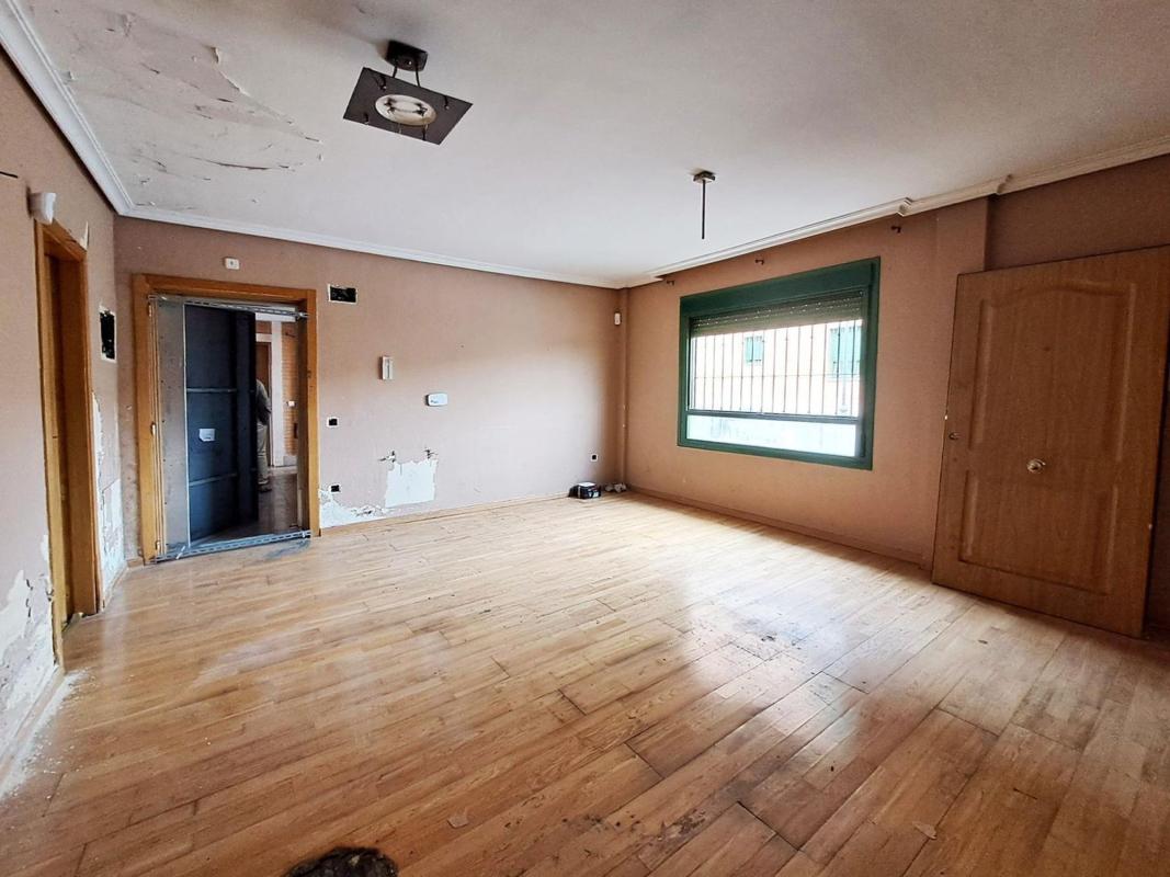 Venta de piso en Piso en Calera y Chozas, Calera y Chozas
photo 3