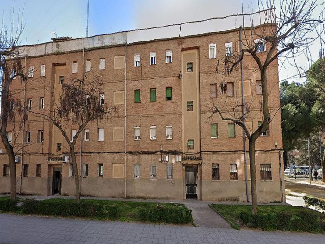 Продажа квартиры на Piso en Calle Capitán Cortés, 8, El Pilar - La Estación, Talavera de la Reina, Талавера-де-ла-Рейна
photo 1
