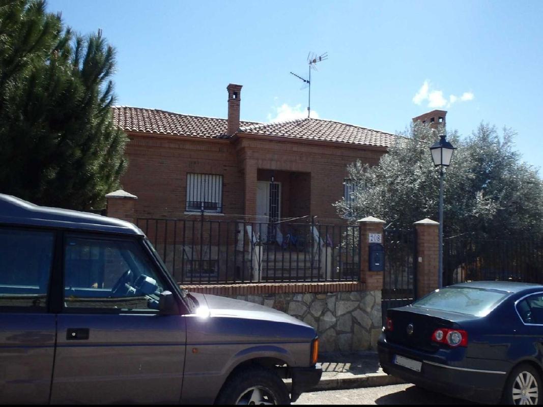 Properties for sale and rent in Spain photo 1