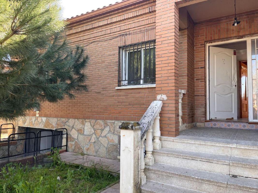 Properties for sale and rent in Spain photo 3