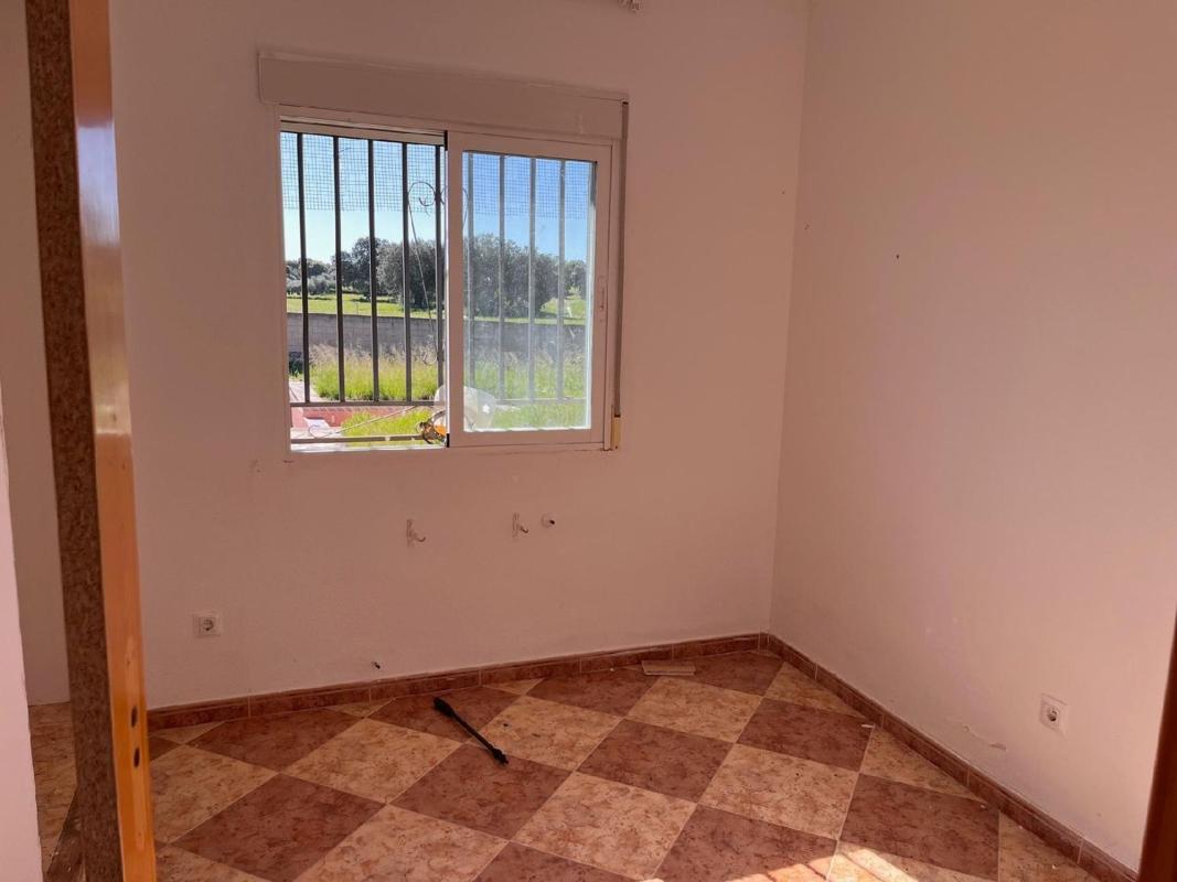Properties for sale and rent in Spain photo 5