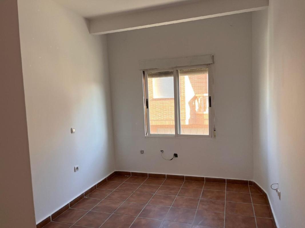 Недвижимость на продажу и в аренду в Испании photo 4