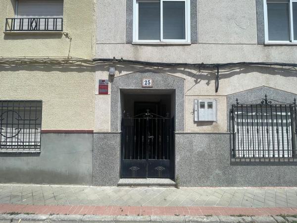 Chalet independiente en venta en Casa o chalet en Quintanar de la Orden, Quintanar de la Orden
photo 1