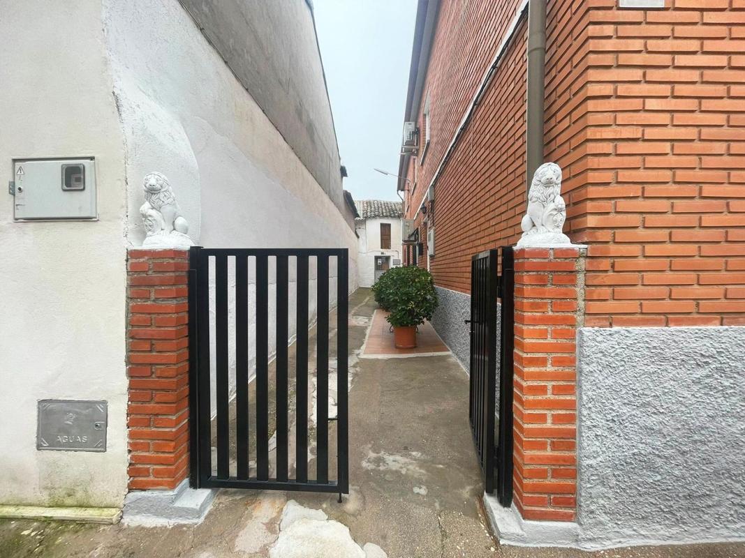 Sale of independent chalet in Casa o chalet en La Mata, La Mata
photo 1