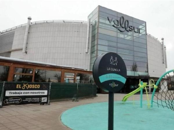 Sprzedaż mieszkania w Piso en Avenida de Zamora, 31, La Rubia, Valladolid, Valladolid
thumbnail 2