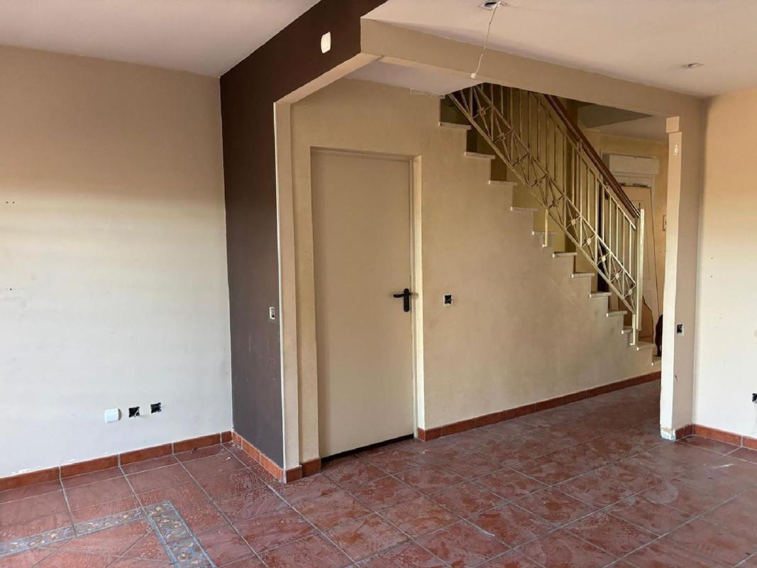 Venta de chalet independiente en Casa o chalet en Mojados, Mojados
photo 2