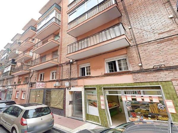 Sprzedaż mieszkania w Piso en Calle Caamaño, 72, Delicias, Valladolid, Valladolid
photo 1