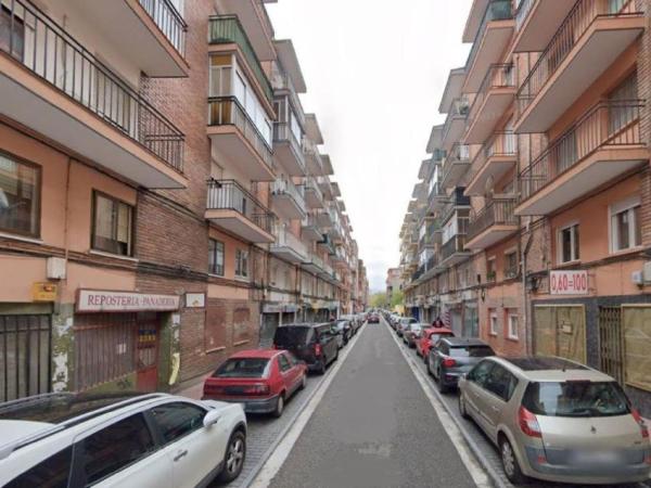 Sprzedaż mieszkania w Piso en Calle Caamaño, 72, Delicias, Valladolid, Valladolid
thumbnail 2