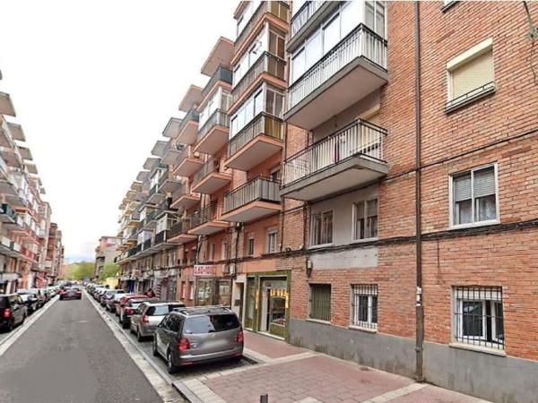 Sprzedaż mieszkania w Piso en Calle Caamaño, 72, Delicias, Valladolid, Valladolid
 photo 4