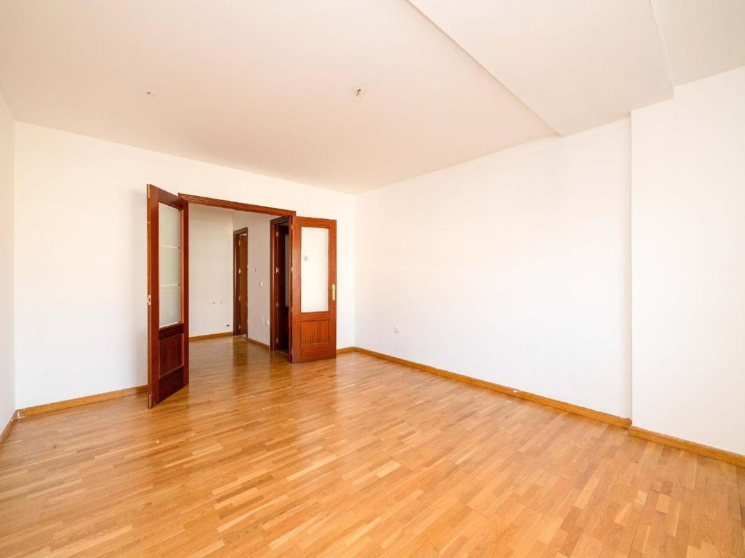 Sale of apartment in Piso en Benavente, Benavente
photo 4