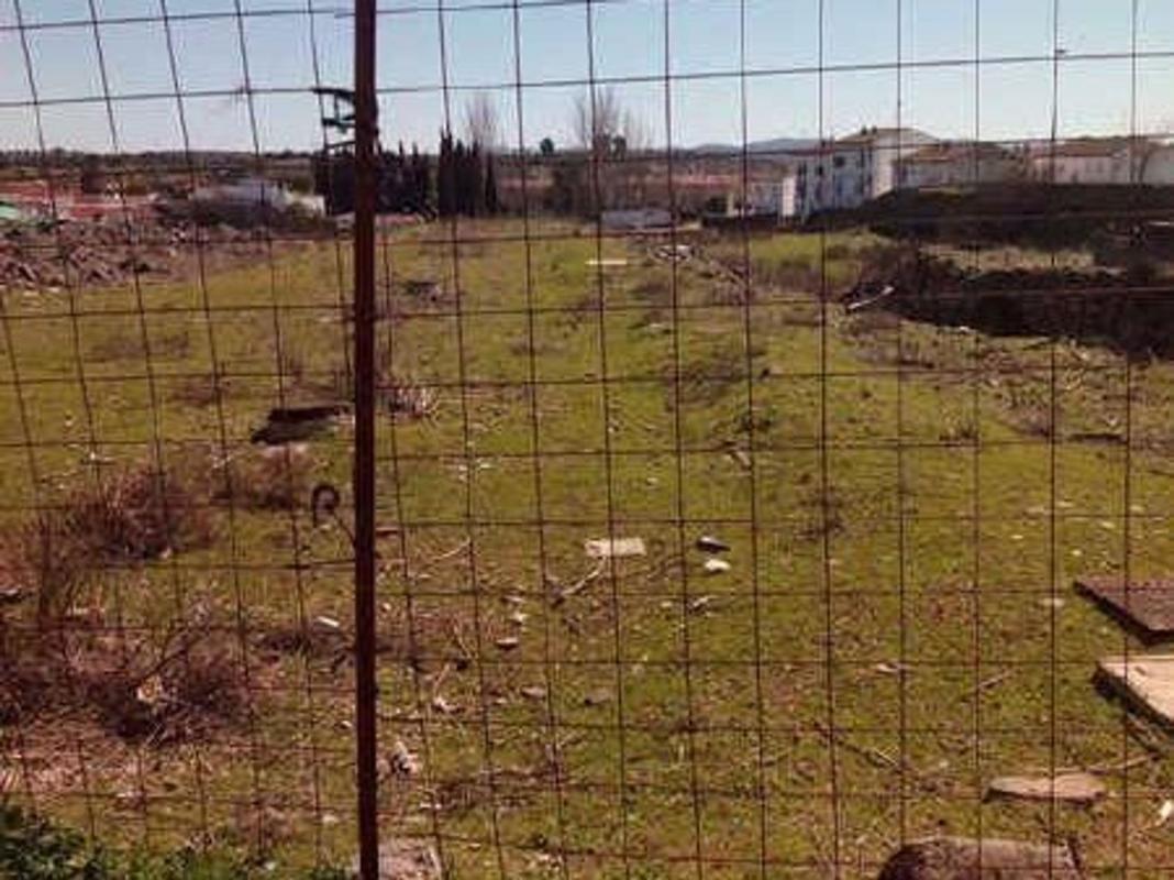 Terreno en venta en Fregenal de la Sierra, Badajoz photo 3