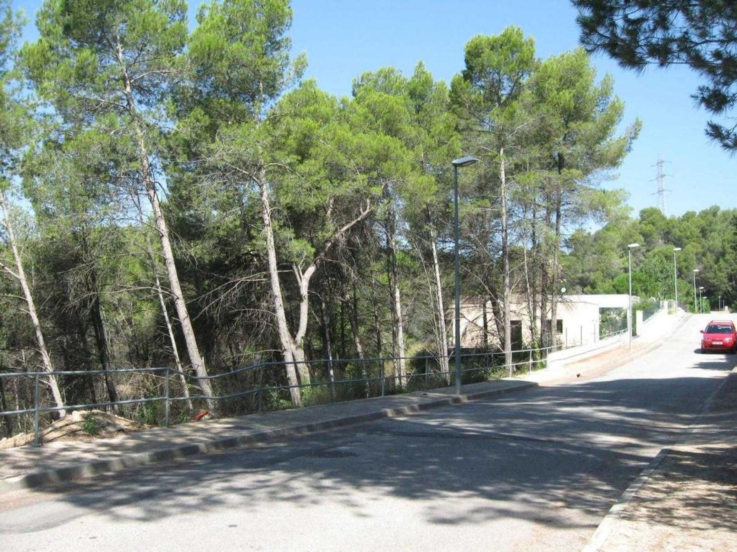 Terreno en venta en Rubí, Barcelona photo 3