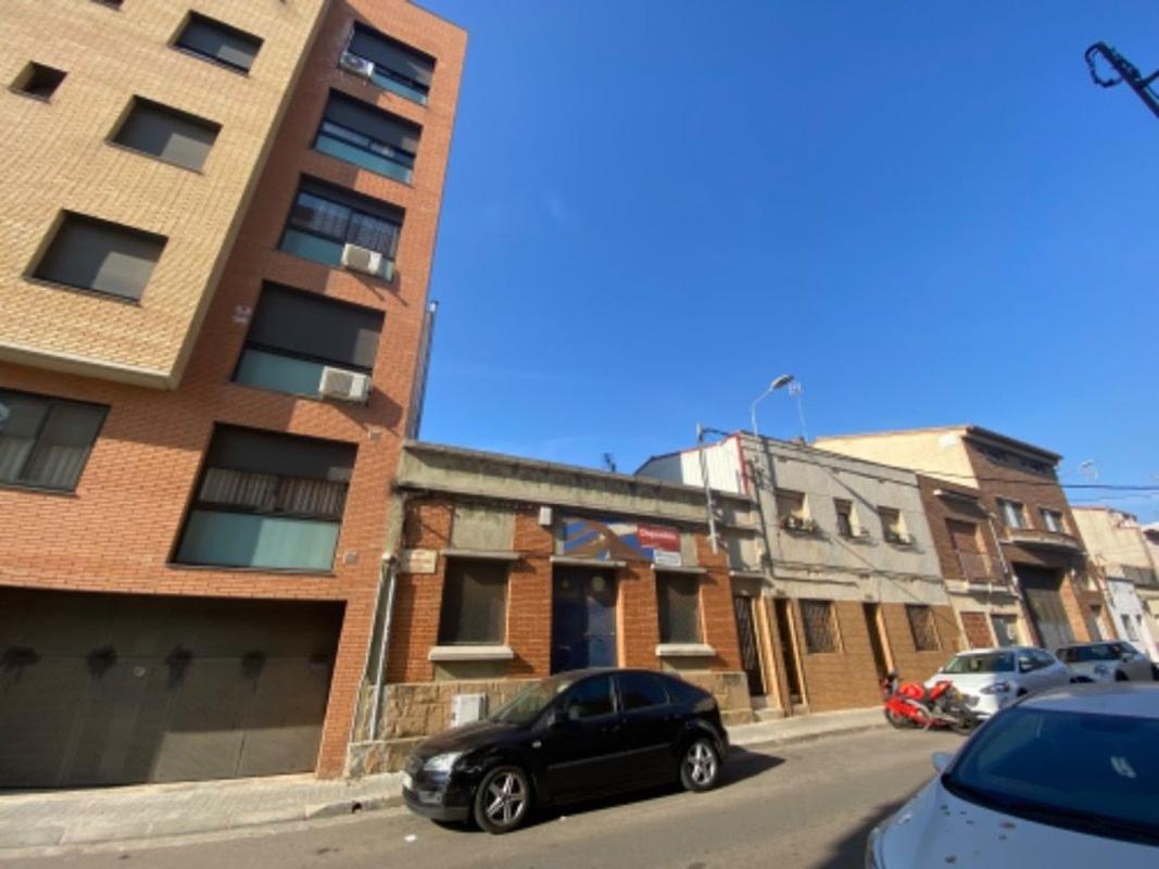 Terreno en venta en Sabadell, Barcelona photo 1