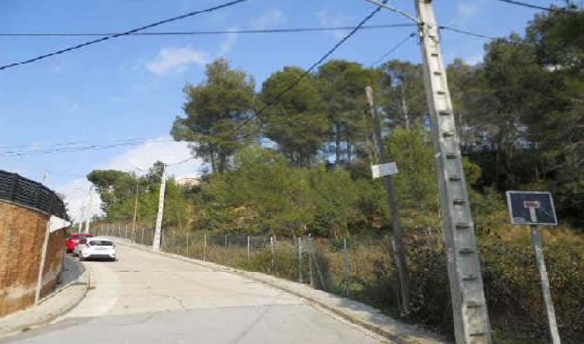 Участок земли на продажу в Терраса, Барселона photo 1