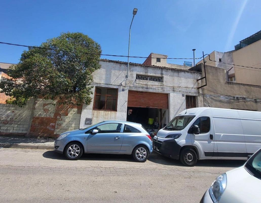 Terreno en venta en Sabadell, Barcelona photo 1