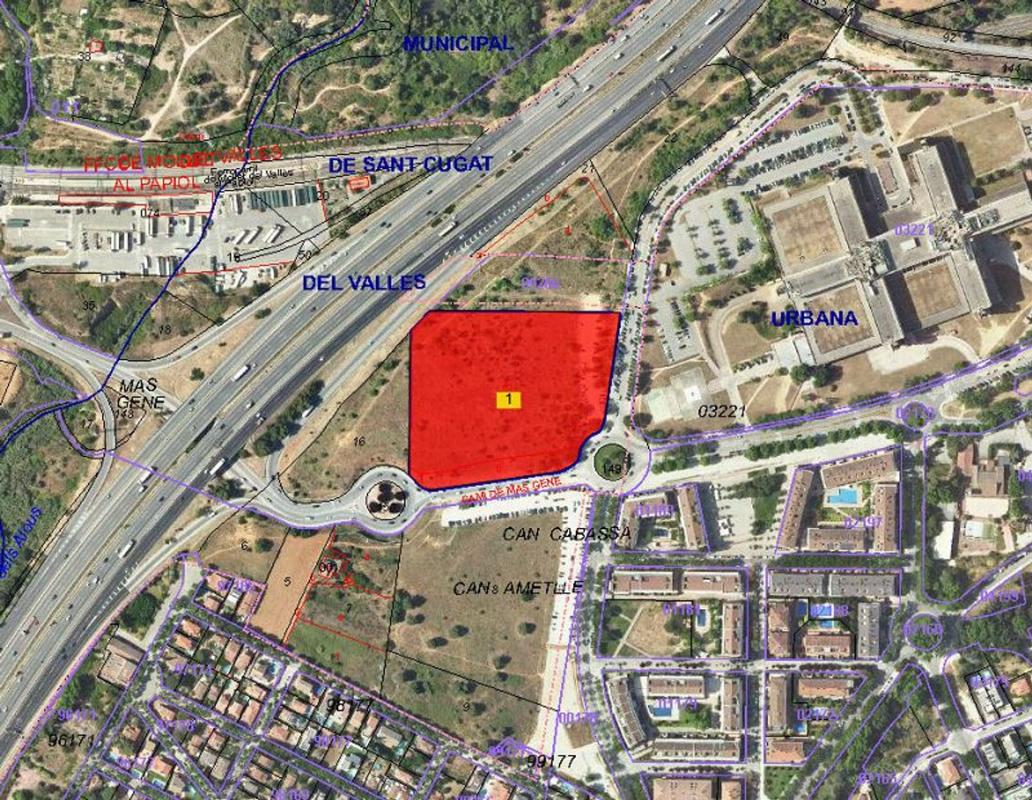 Terreno en venta en Sant Cugat del Vallès, Barcelona photo 1