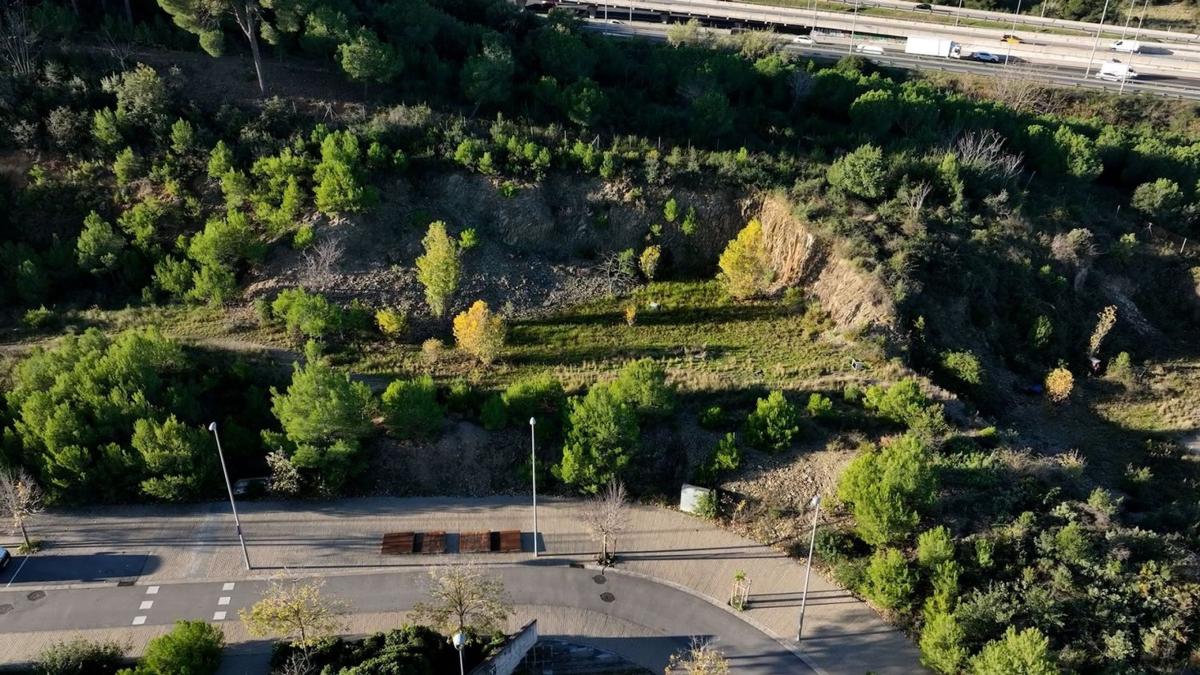 Działka na sprzedaż w Montcada i Reixac, Barcelona photo 5