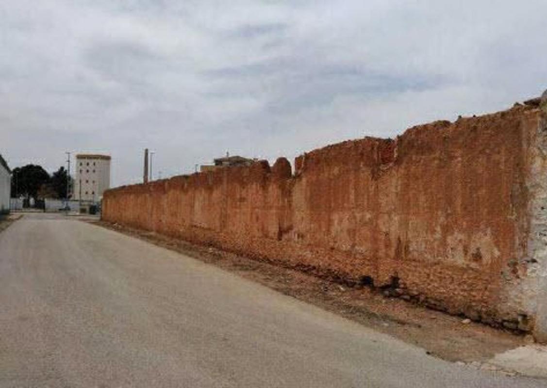 Terreno en venta en Tomelloso, Ciudad Real photo 1