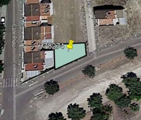 Terreno en Calle Pluton, El Carpio photo 4