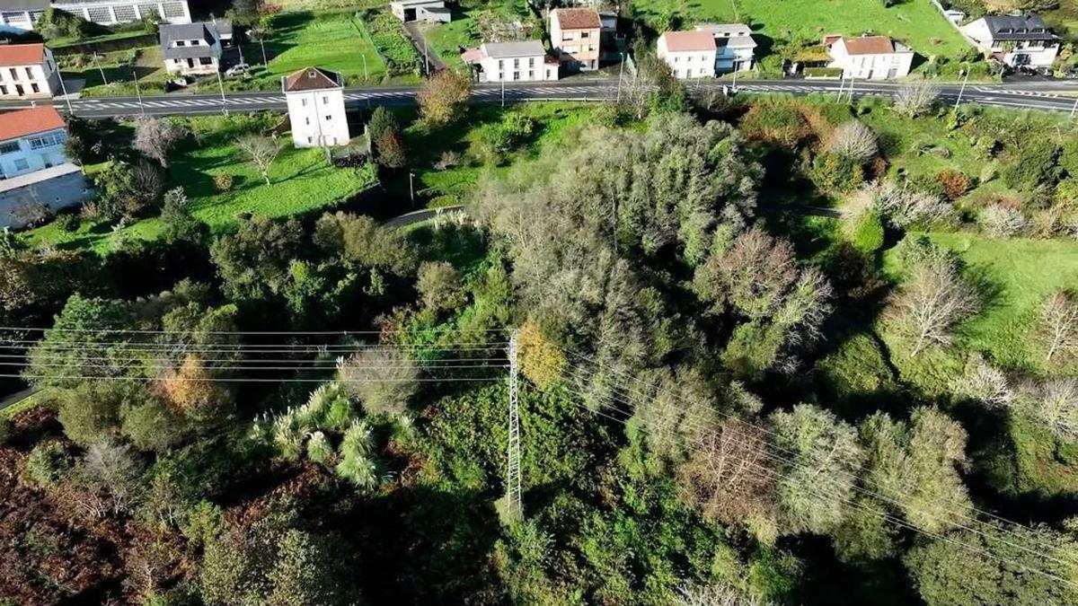 Działka na sprzedaż w Pontedeume, A Coruña photo 2