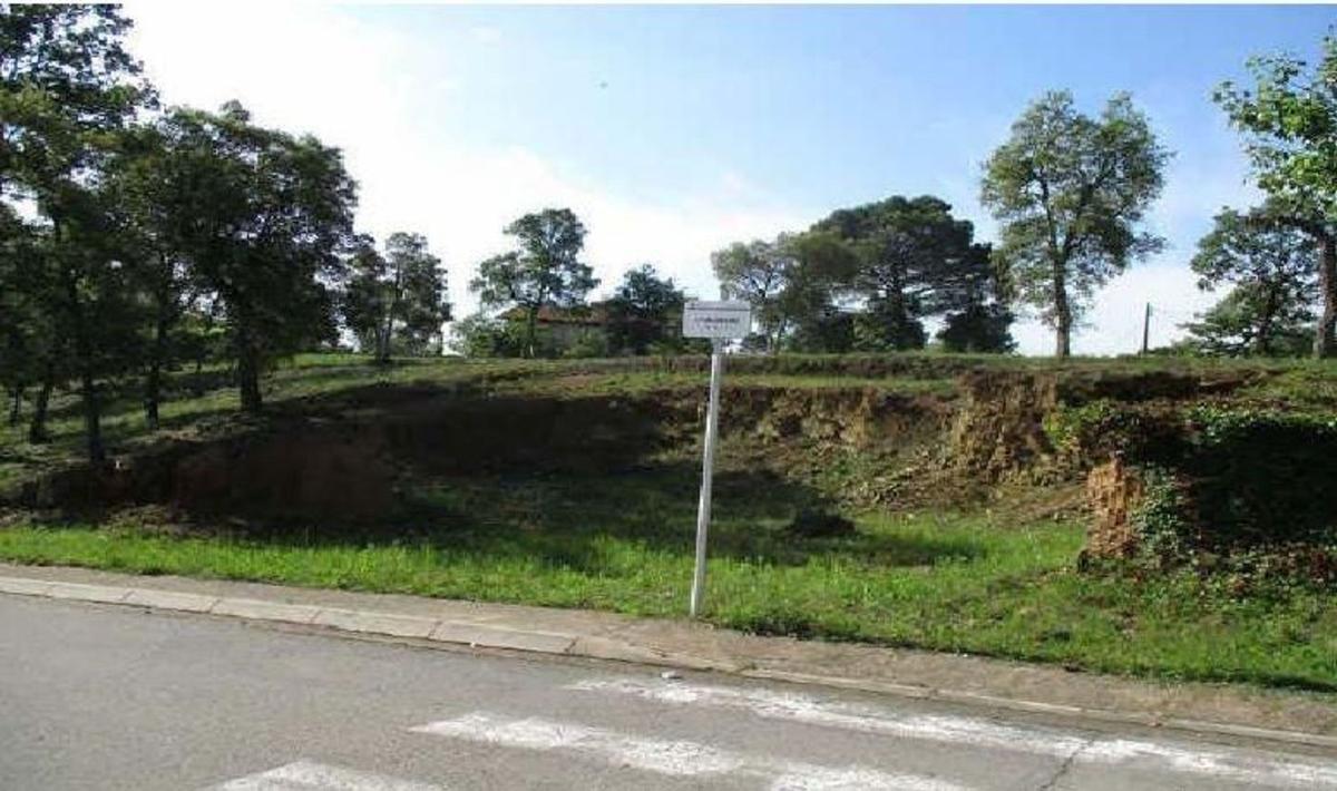 Terreno en venta en Bescanó, Girona photo 1