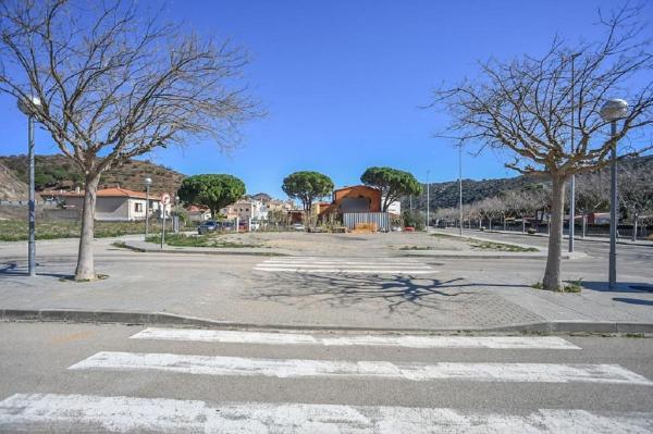 Terreno en Avenida Onze de Setembre, Colera photo 4
