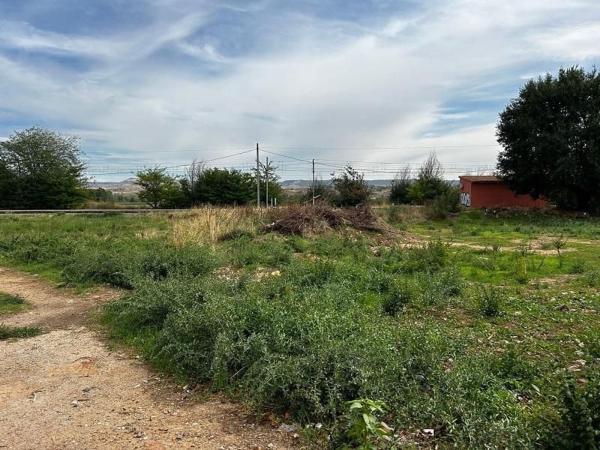 Terreno en Calle la Caseta, 2, Yunquera de Henares photo 2