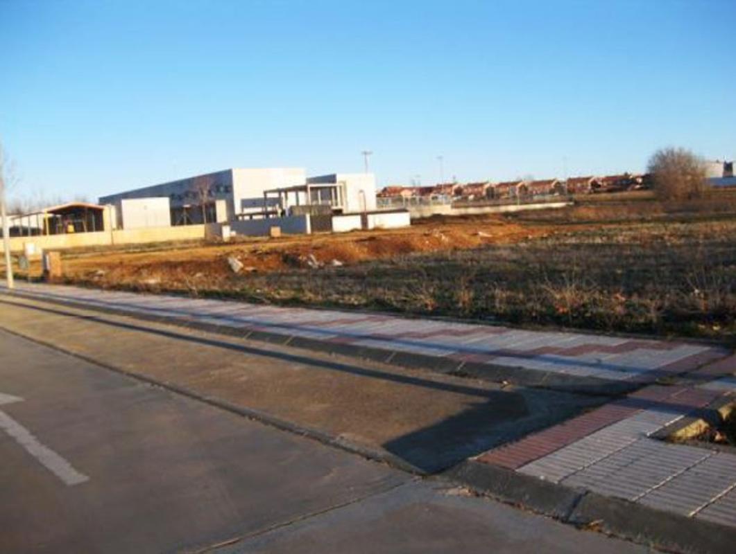 Terreno en venta en Yunquera de Henares, Guadalajara photo 3