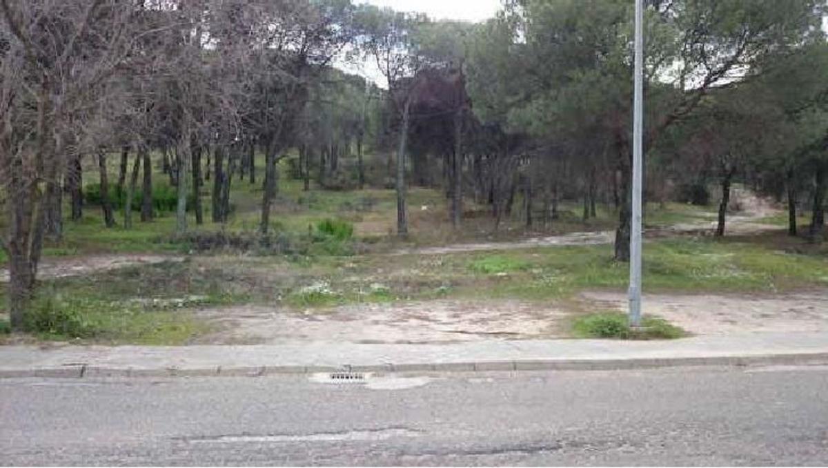 Terreno en venta en Minas de Riotinto, Huelva photo 3