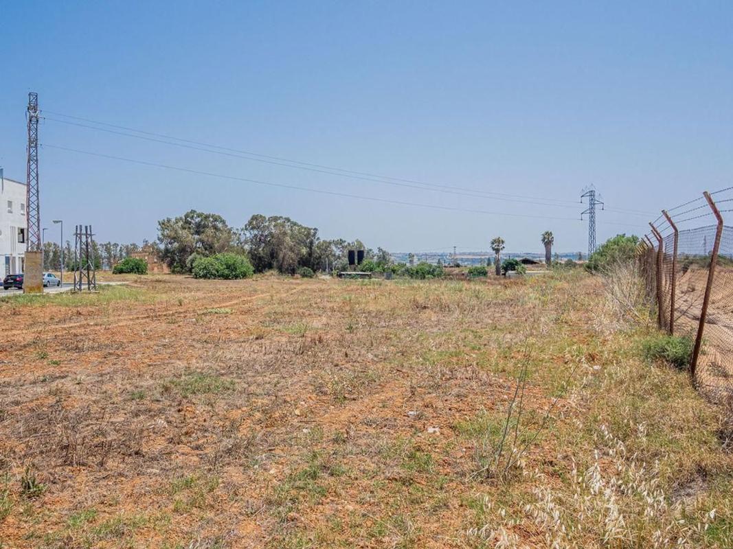 Terreno en venta en San Juan del Puerto, Huelva photo 2