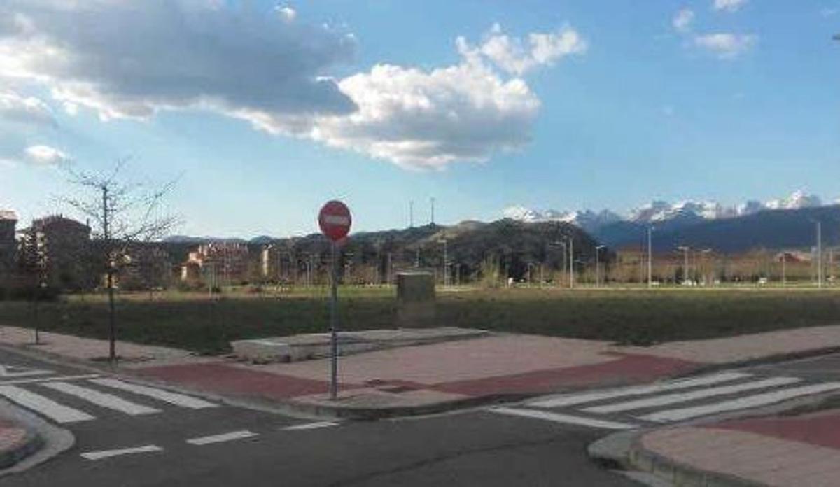 Terreno en venta en Sabiñanigo, Huesca photo 4