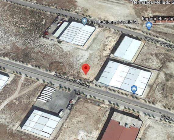 Terreno en Calle Beatriz Núñez, 10, Renfe - Bulevar 1º y 2º Fase, Jaén photo 4