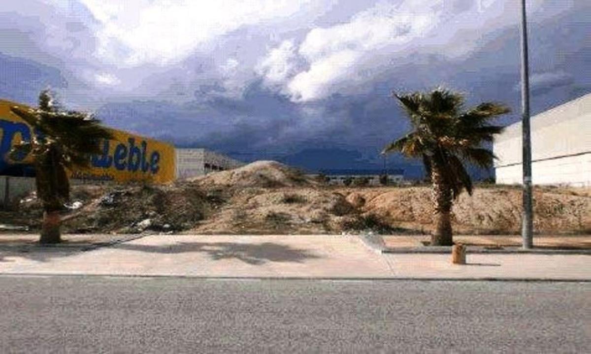 Działka na sprzedaż w Jaen, Jaén photo 2