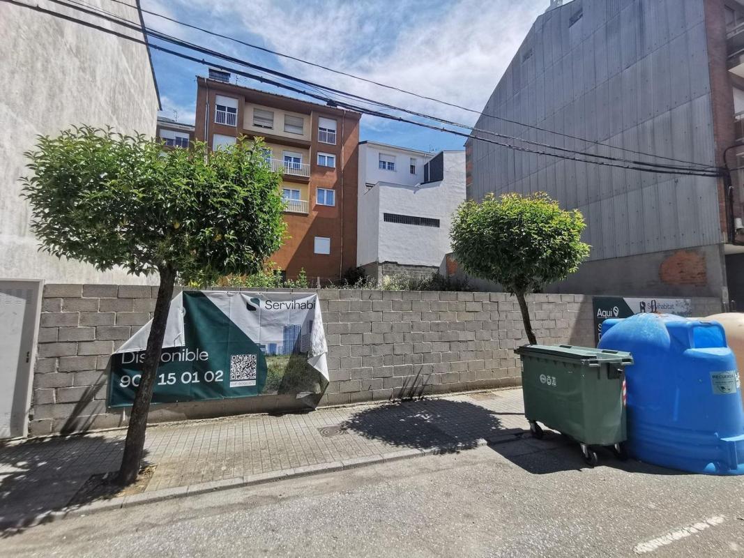 Terreno en venta en Bembibre, León photo 3