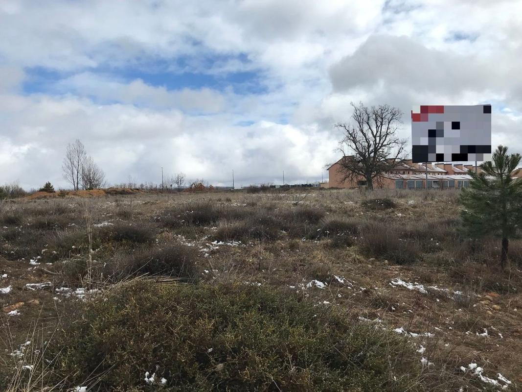 Terreno en venta en Garrafe de Torio, León photo 5