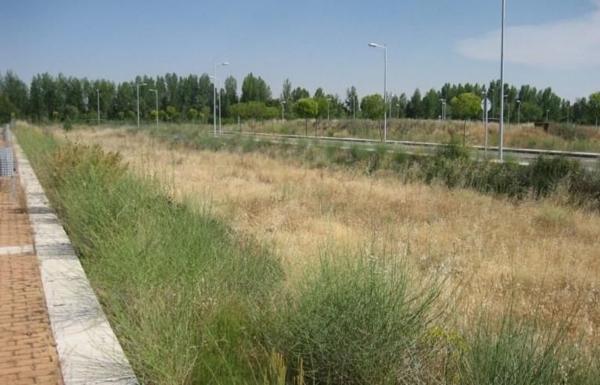 Terreno en Calle los Aluches, 23, La Chantría - La Lastra, León photo 3