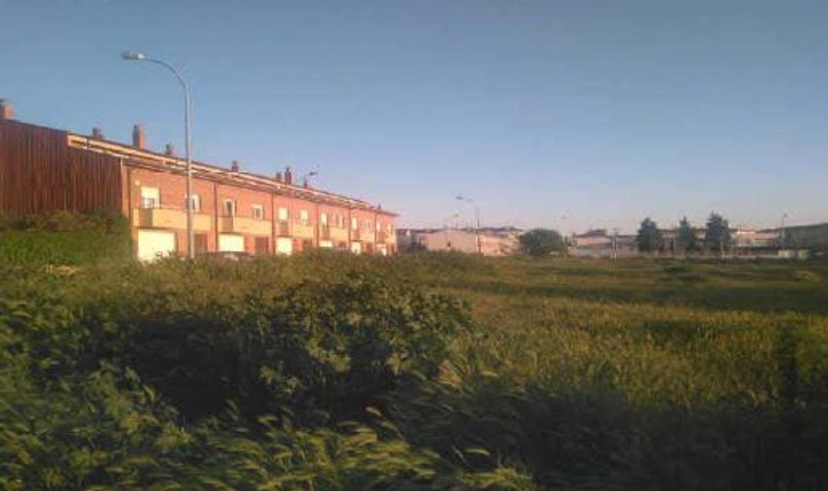 Участок земли на продажу в Червара, Лейда photo 2