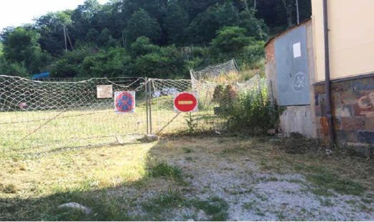 Terreno en venta en Vielha, Lleida photo 2