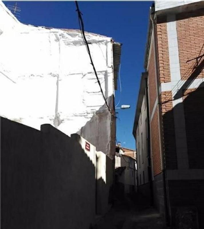 Land for sale in Nalda, La Rioja photo 1