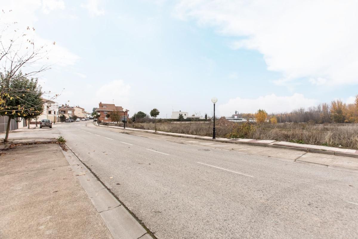 Terreno en venta en Alberite, La Rioja photo 2