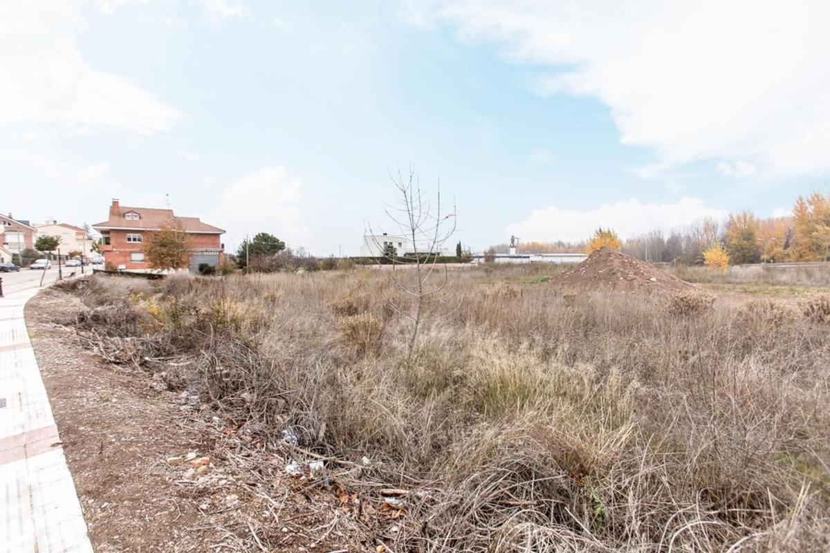 Terreno en venta en Alberite, La Rioja photo 3