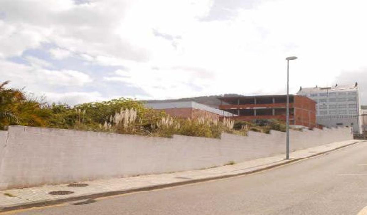 Terreno en venta en Burela, Lugo photo 2