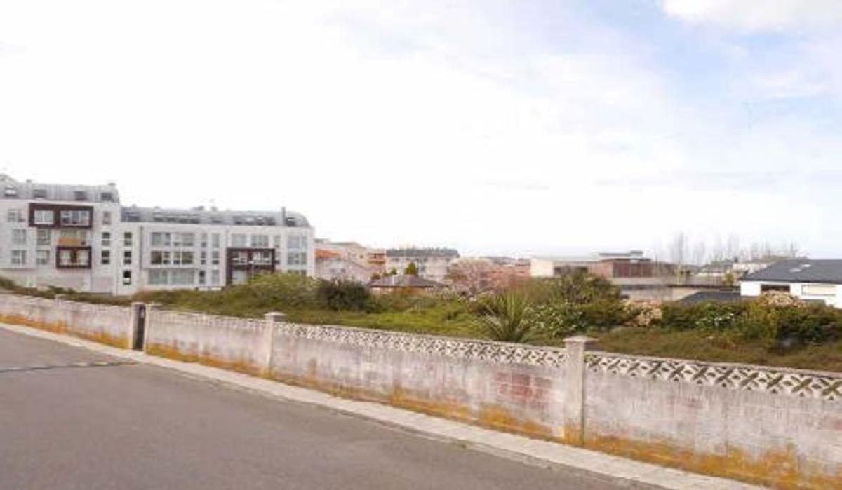 Terreno en venta en Burela, Lugo photo 3